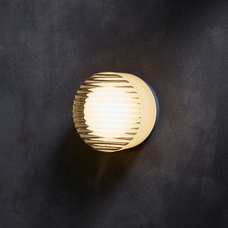 The Nordic Wall Lamp